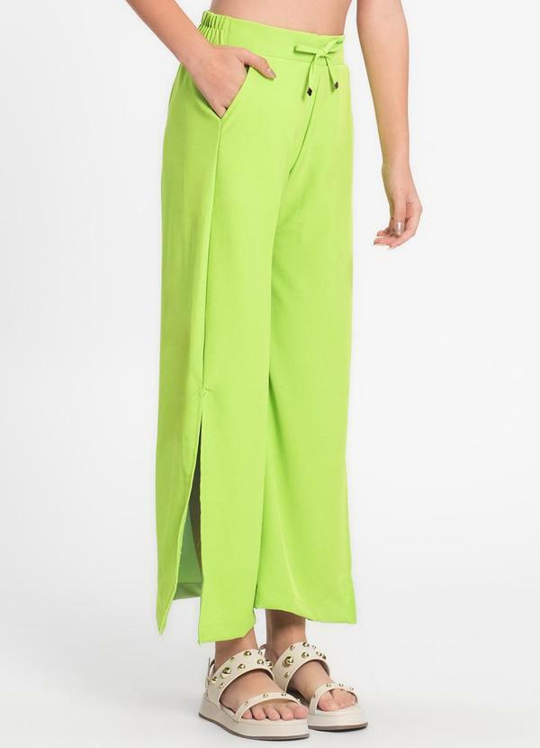 Calça Juvenil Feminina em Crepe Light Verde