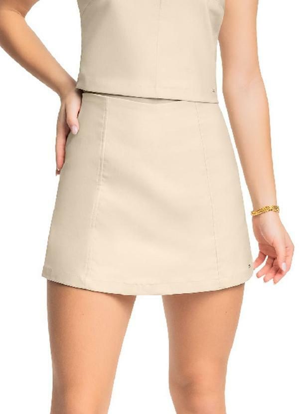 Short-Saia Juvenil em Tecido Bengaline Bege