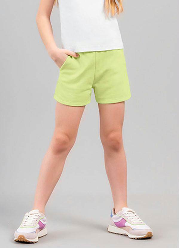 Shorts Infantil Menina em Moletinho Verde