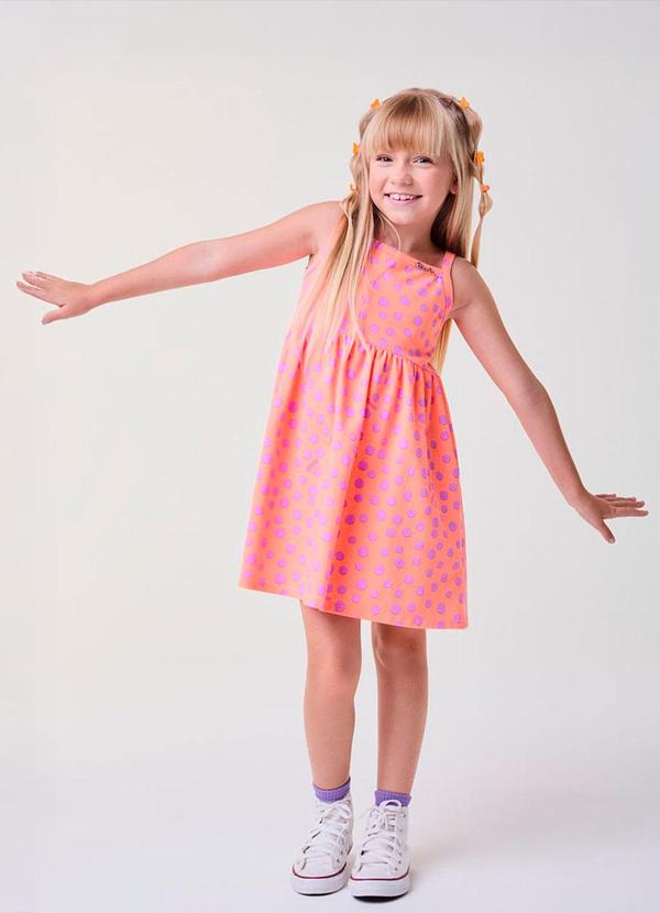 Vestido Coral com Poá Rosa