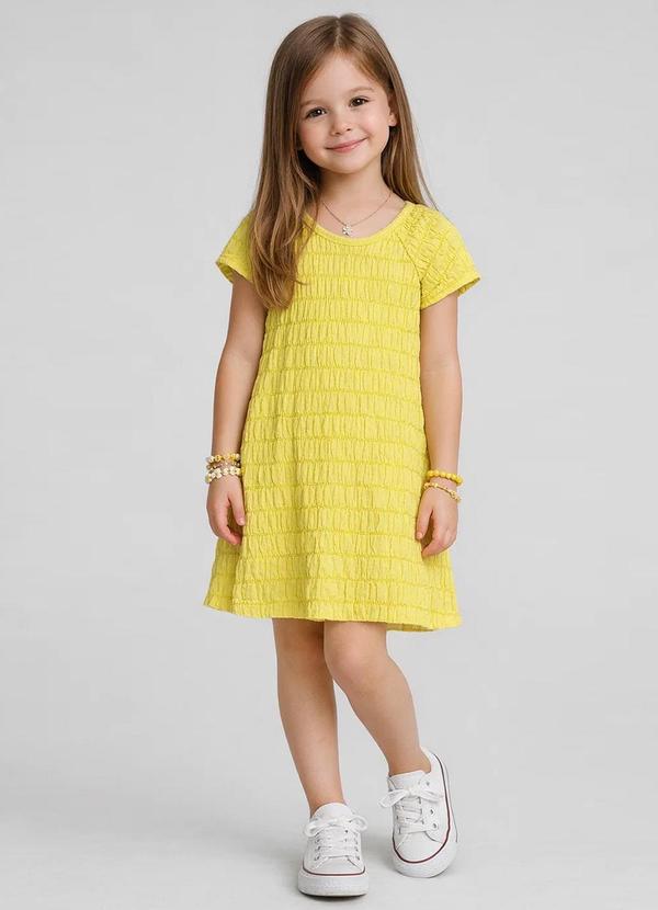 Vestido Infantil com Franzido na Manga Amarelo