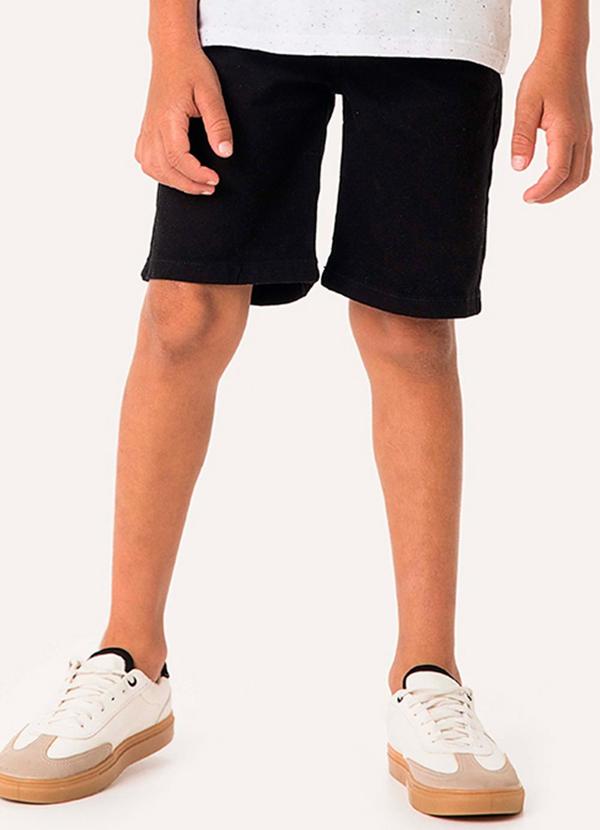 Bermuda Comfort em Sarja Preto