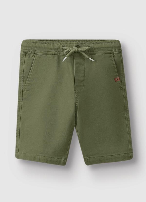 Vista 2 Bermuda Jogger em Sarja Verde Musgo Carinhoso Carinhoso