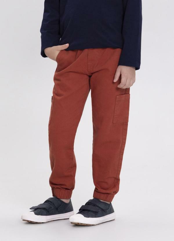 Vista 2 Calça Jogging de Sarja com Bolso Cargo Laranja Alakazoo Alakazoo