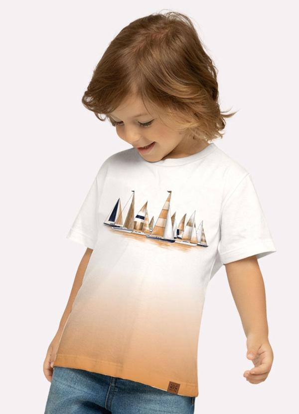 Camiseta Infantil Menino Barcos Off White