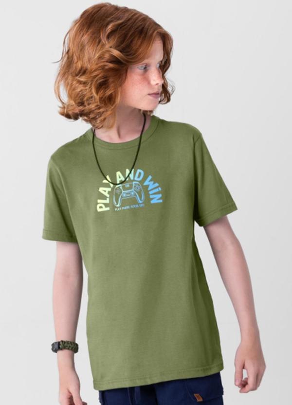 Camiseta Infantil Menino em Malha Verde