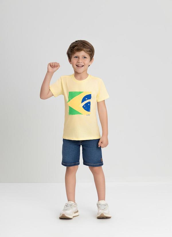 Camiseta Infantil com Bandeira Brasil Amarelo