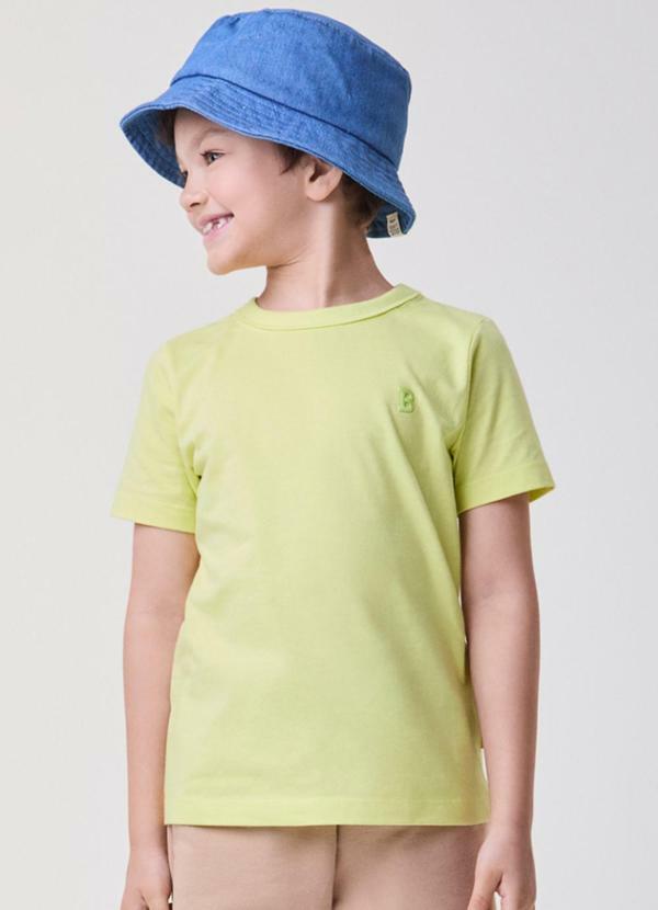 Camiseta Verde Lima Básica Amarelo