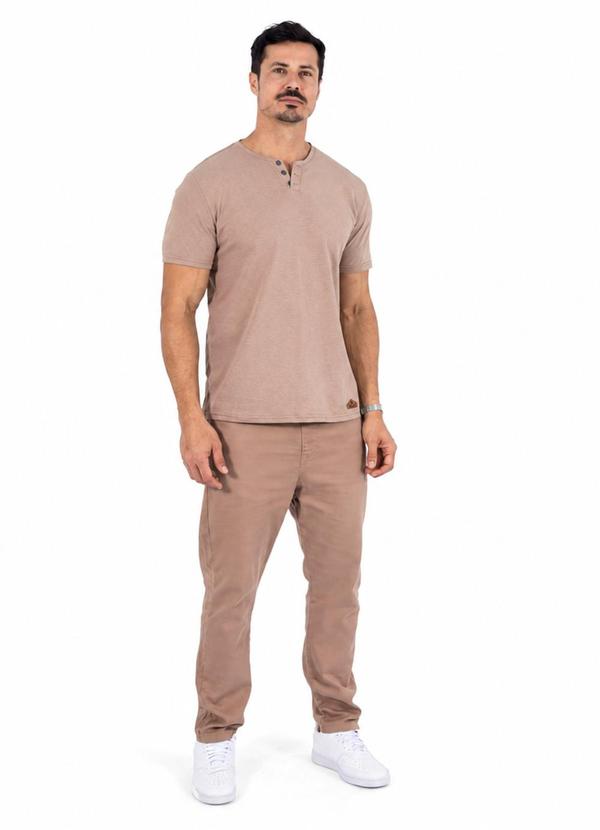 Camiseta Masculina Trabalhada Bege