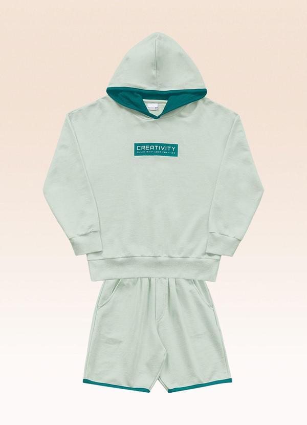 Conjunto Blusão com Capuz e Bermuda Verde