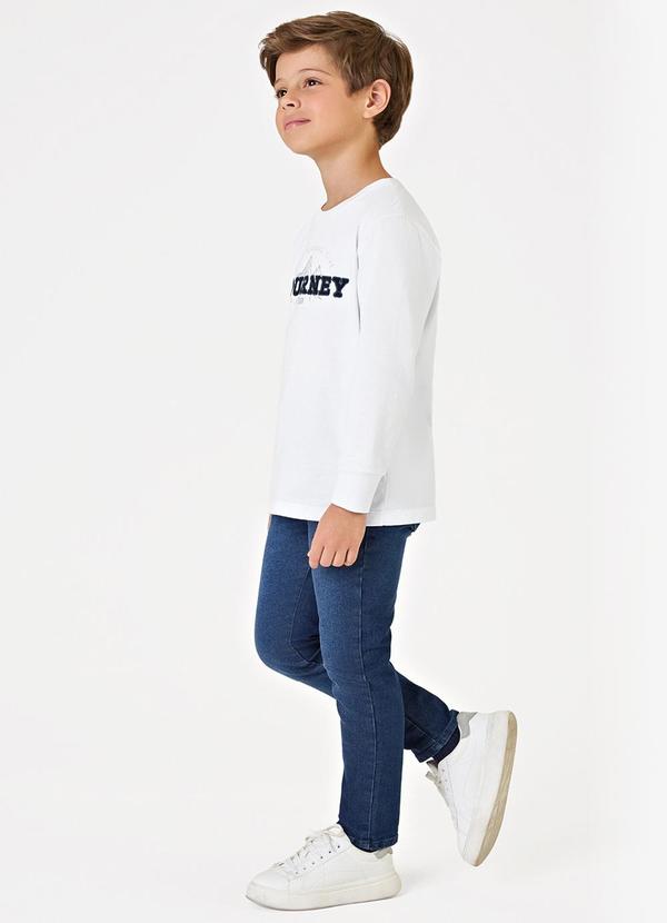 Conjunto Camiseta com Calça Jeans Branco