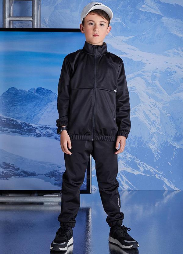 Conjunto Esportivo Preto