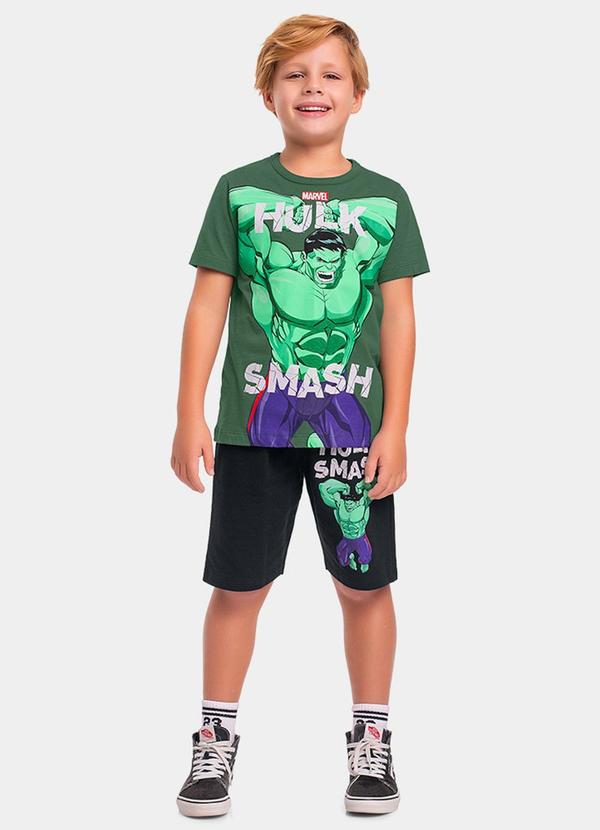 Conjunto Camiseta e Bermuda Avengers Verde