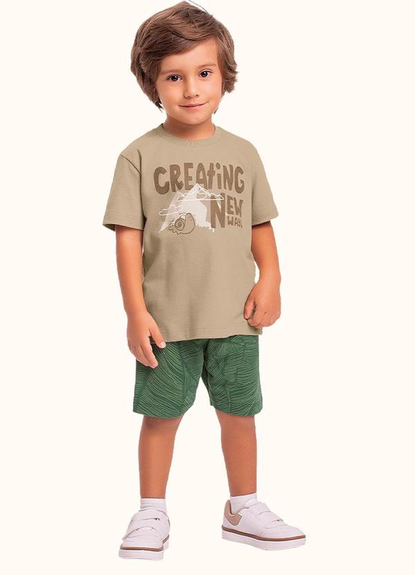 Conjunto Camiseta e Bermuda Verde