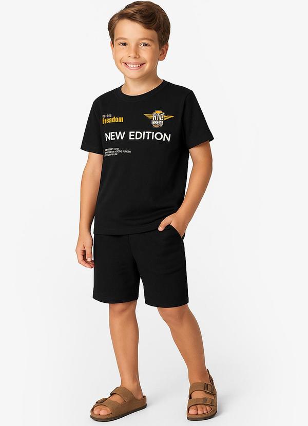 Conjunto Camiseta com Bermuda Preto