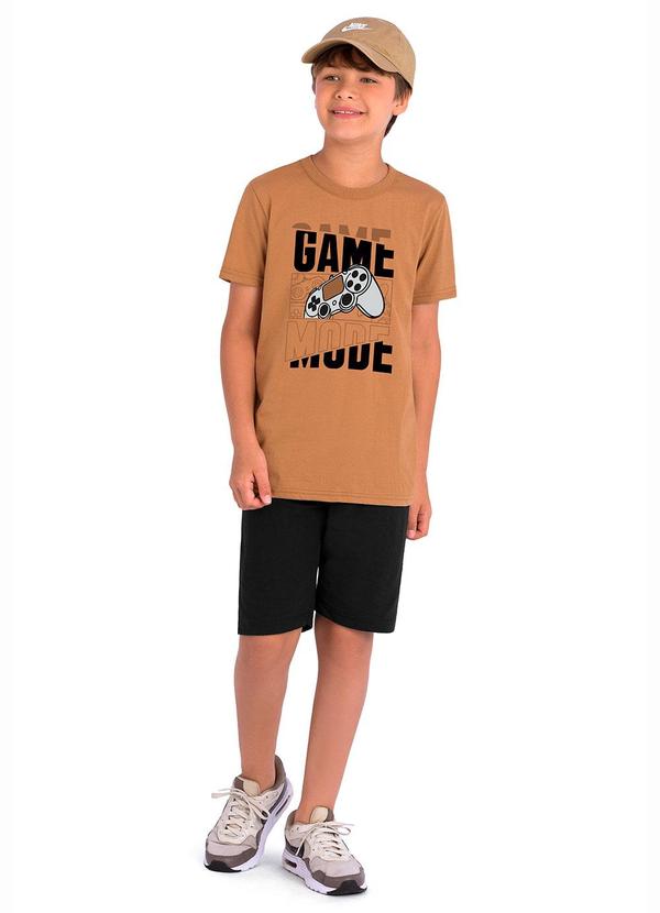 Conjunto Camiseta e Bermuda Bege