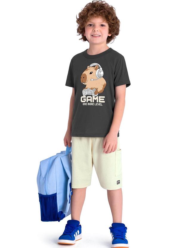 Conjunto Camiseta e Bermuda Cinza