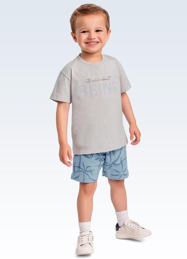 Conjunto Camiseta e Bermuda Cinza