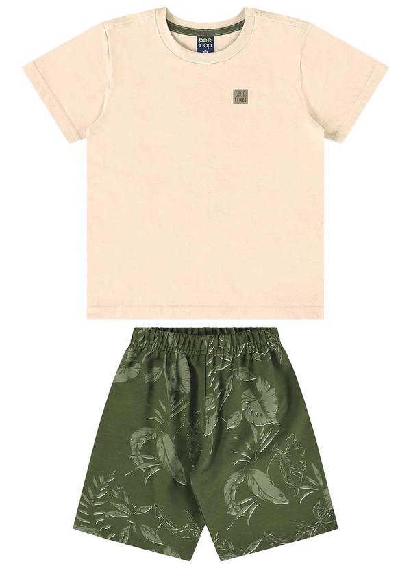 Conjunto com Camiseta e Bermuda Bege