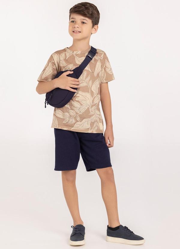 Conjunto com Camiseta e Bermuda de Moletom Bege