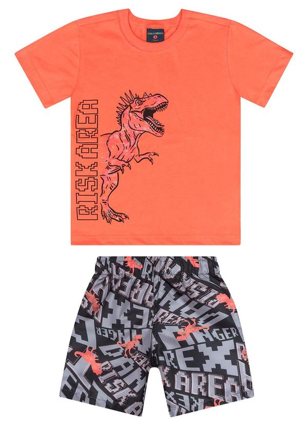 Conjunto com Camiseta e Bermuda Vermelho
