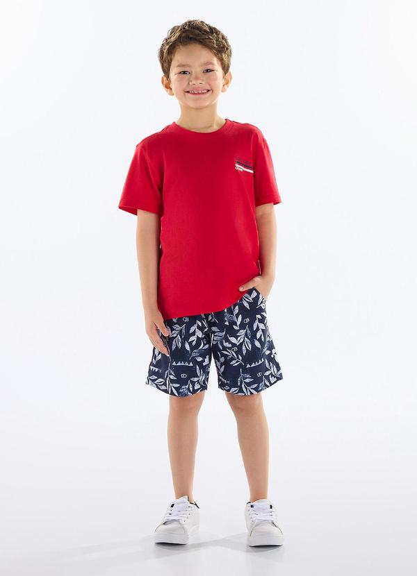 Conjunto com Camiseta e Bermuda Vermelho