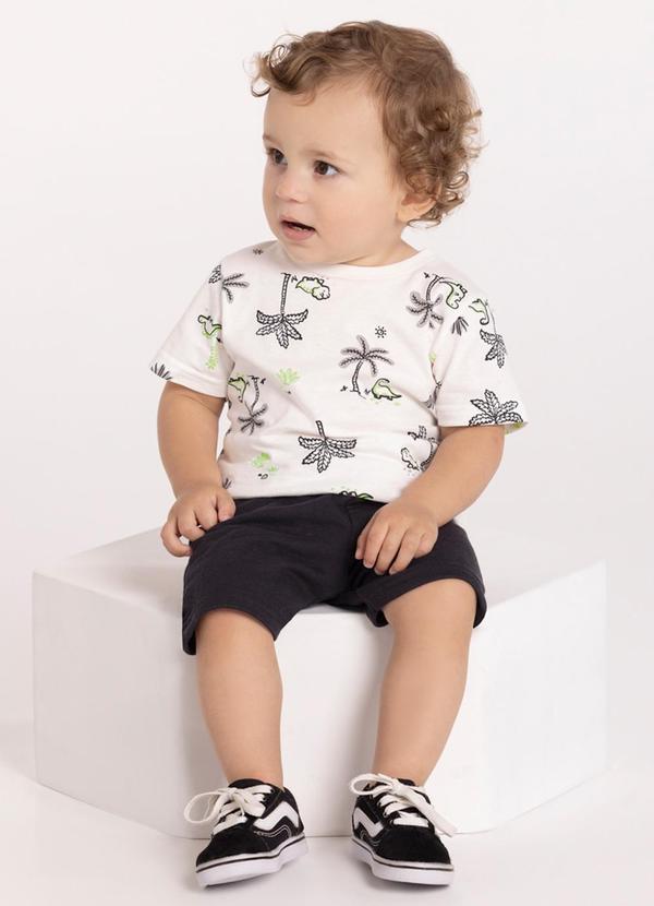 Conjunto com Camiseta Estampada e Bermuda Branco