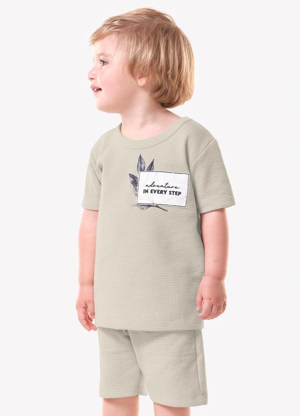 Conjunto Infantil Camiseta com Bermuda Bege