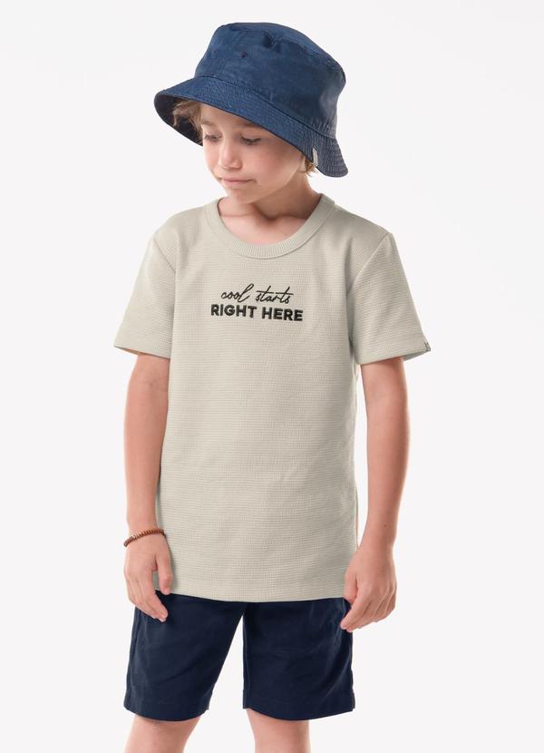 Conjunto Infantil Camiseta com Bermuda Bege
