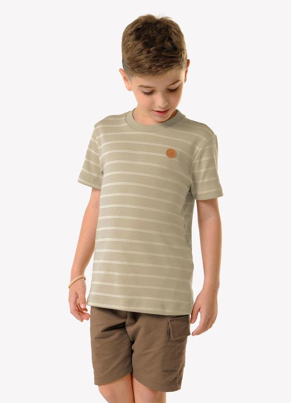 Conjunto Infantil Camiseta com Bermuda Marrom