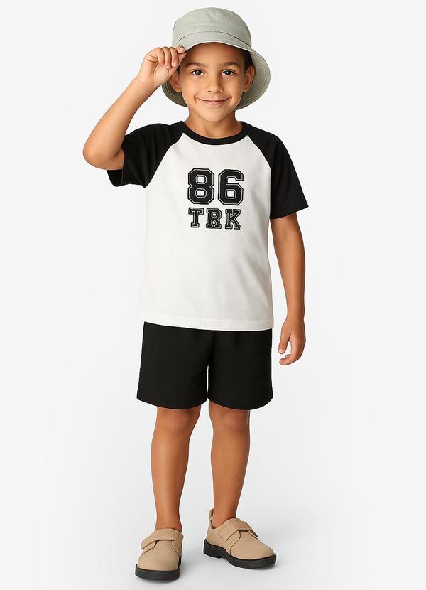 Vista 2 Conjunto Infantil Camiseta com Bermuda Preto Trick Nick Trick Nick
