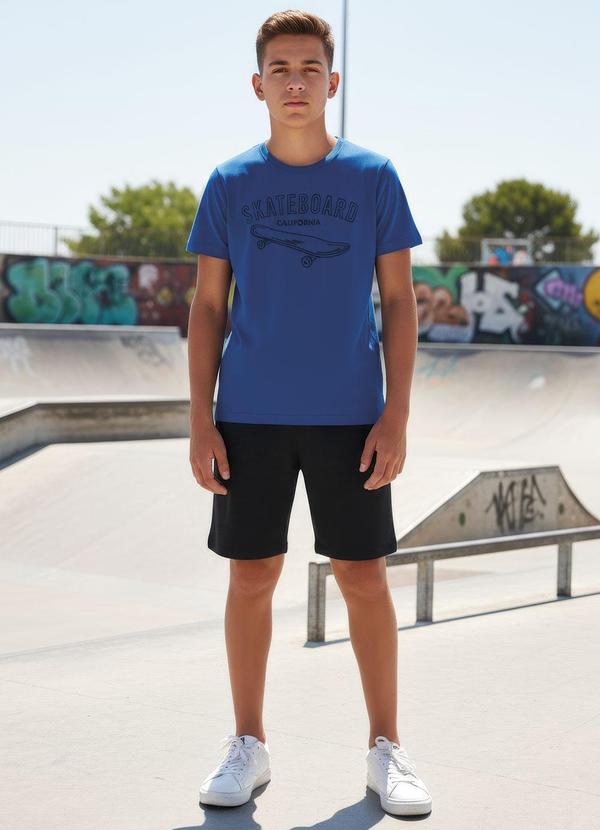 Conjunto Menino Camiseta e Bermuda Azul