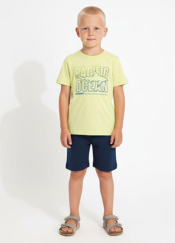 Conjunto Menino Camiseta e Bermuda Verde