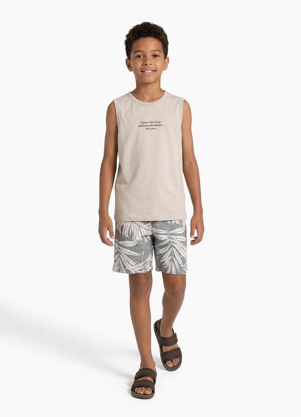 Conjunto Menino Regata e Bermuda Estampada Cinza