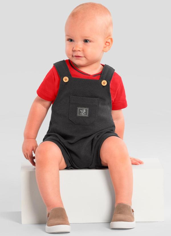 Vista 2 Conjunto Bebê Menino com Jardineira Vermelho Brandili Mundi Brandili Mundi